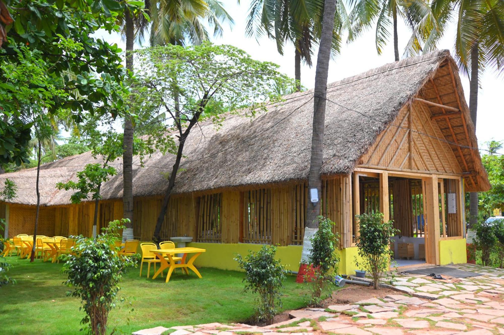 Tamarind Tree Way Side Amenities Hotel Hospet Exterior photo